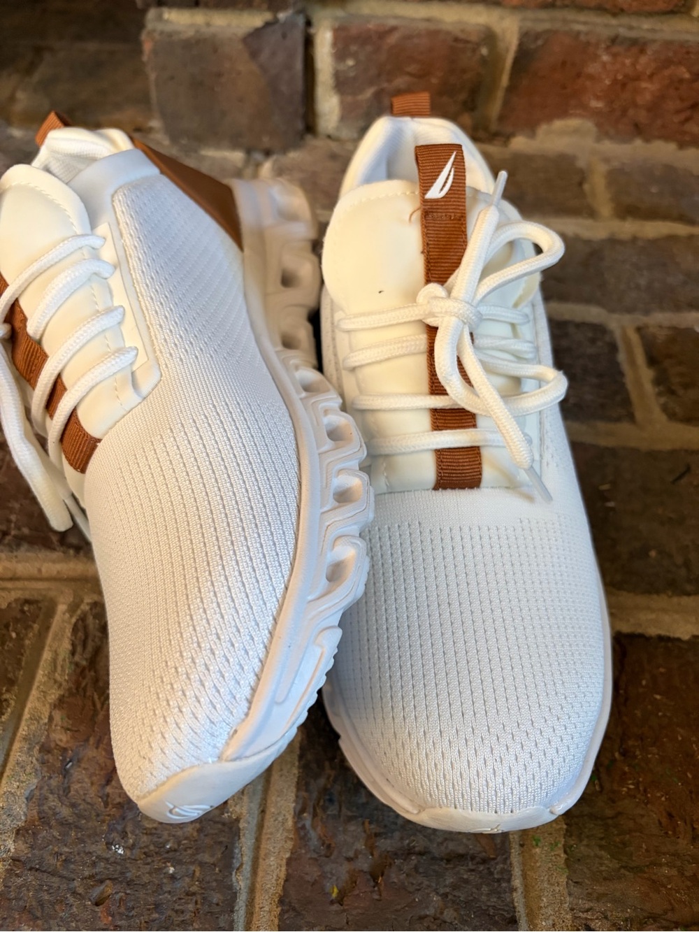 Nautica Women’s White Sneakers with Tan Accents - Picture 4 of 7